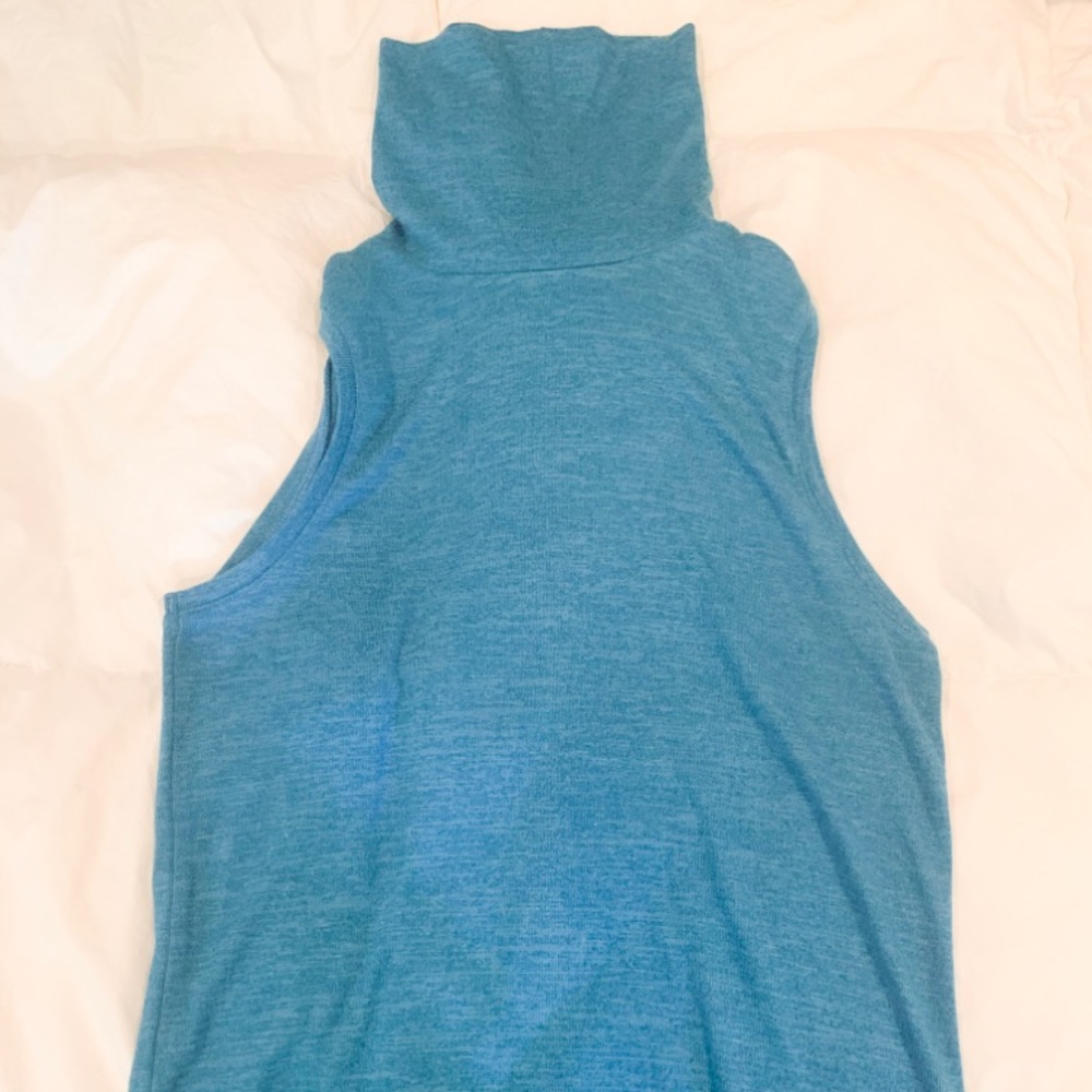 Banana Republic Turtleneck Muscle Top